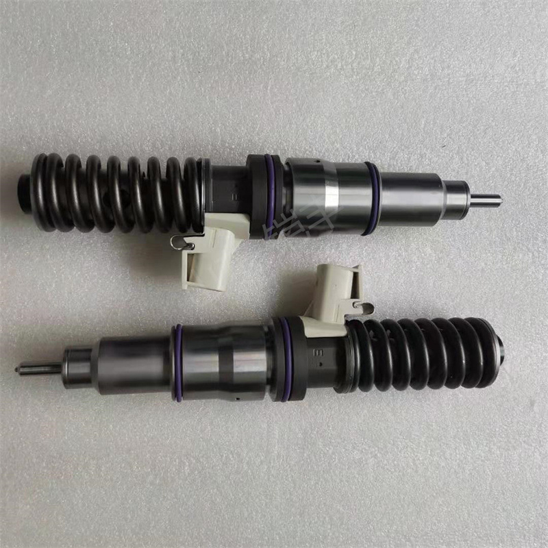 沃尔 发动机喷油器85000987 85003111喷油嘴BEBE4F08001