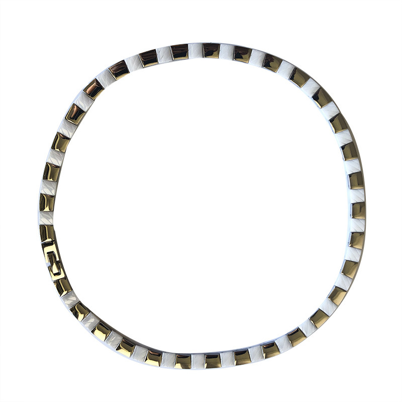 Collar europeo y americano nuevo titanio acero con cerámica bambú unisex magnético impermeable no se desvanece collar