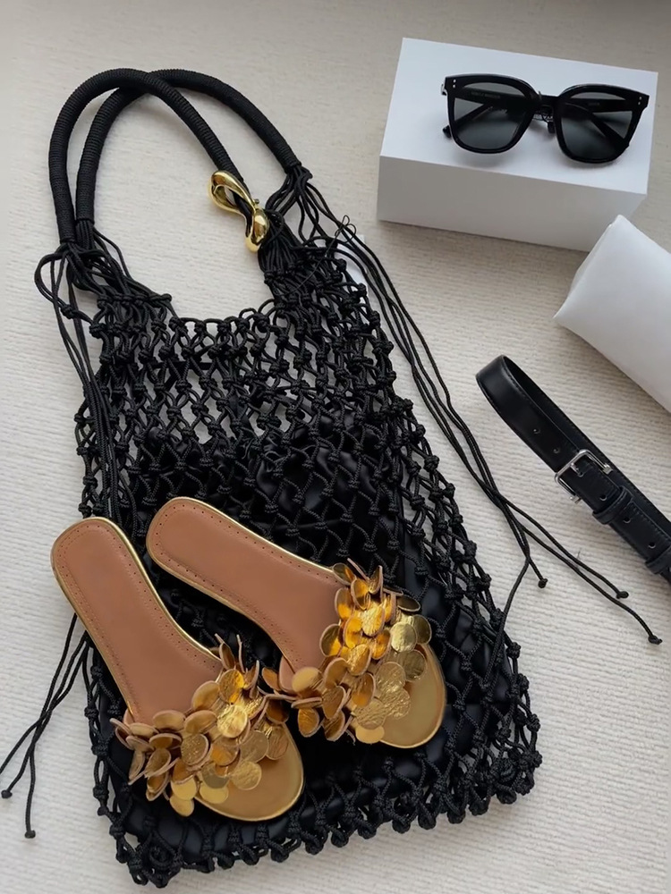 2024 new niche women's mesh single shoulder handbag large capacity tote simple woven bag personality_voghion.com