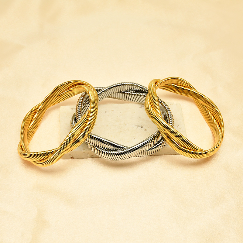 Real Gold Plated Plating Material Simple Style Commute Geometric Titanium Steel 18K Gold Plated Bangle In Bulk