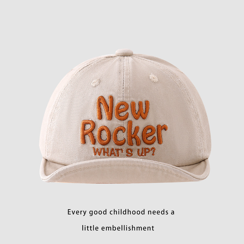 Bebé blando gorra de lengua 2025 primavera y otoño nueva letra bordada gorra de aire extranjero bebé gorra de béisbol al aire libre