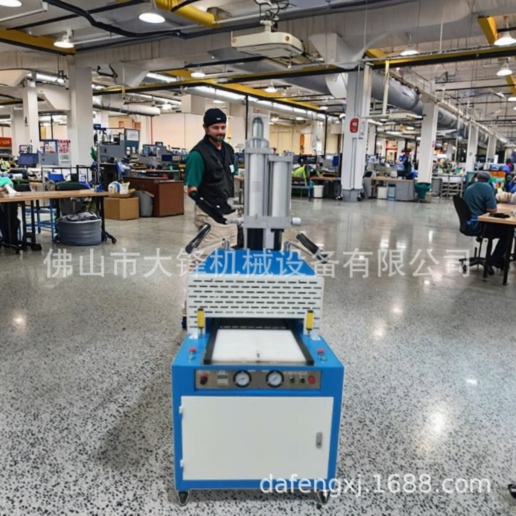 Դͷ����ֱ�����Զ���ѹ���γ�øĵ��е�Ь��ö��и��