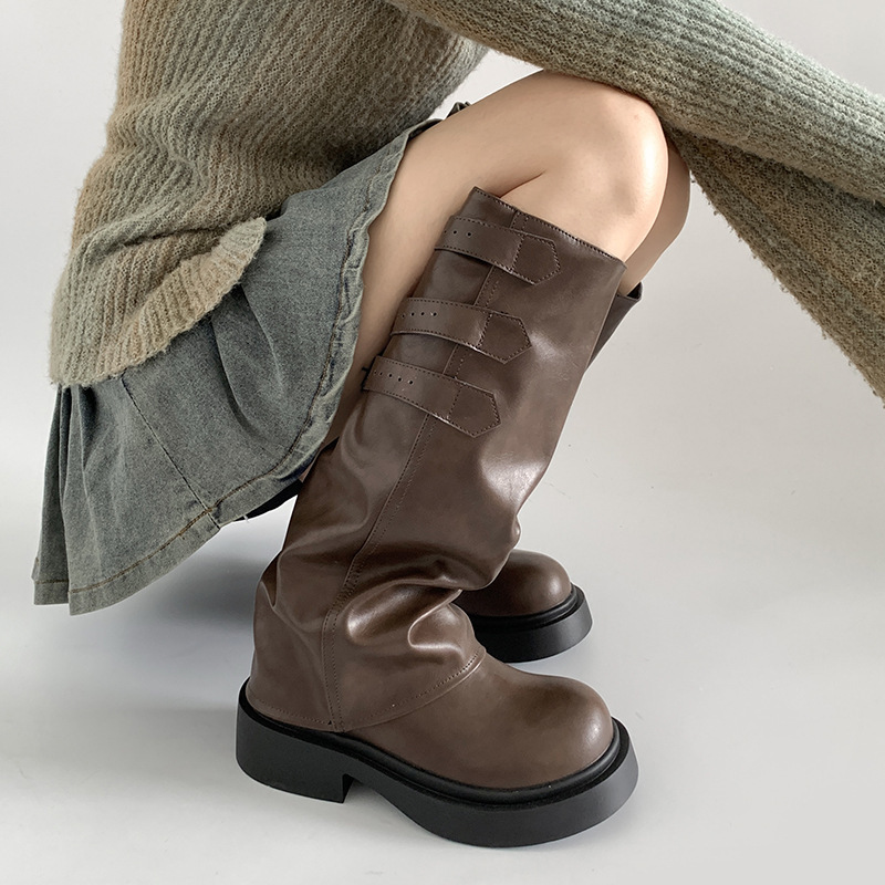 Fashionable trend high boots platform for leisure