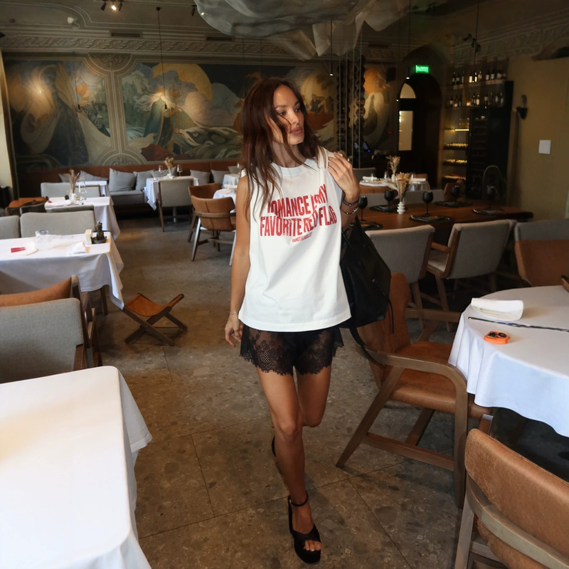 European and American style boyfriend-style oversized sleeveless slim-fit hot girl tank top with letter print for women, summer cool T-shirt European and American style boyfriend-style oversized sleeveless slim-fit hot girl tank top with letter print for women, summer cool T-shirt