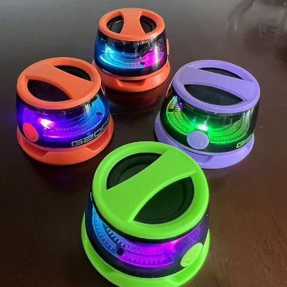Magnético Bluetooth audio portátil luz de atmósfera RGB inalámbrica ventosa altavoz subwoofer pesado 5W mini altavoz