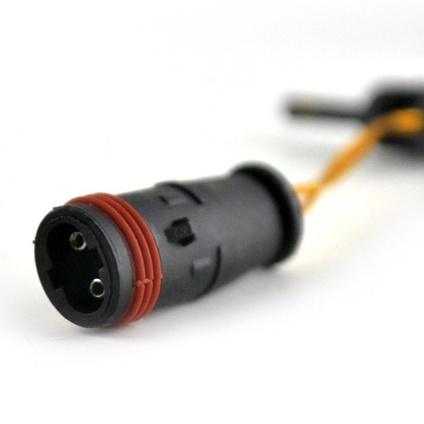 Pastillas de freno del coche línea de inducción Modificación de disco de freno línea de alarma de freno adecuado para Mercedes Benz 2115401717