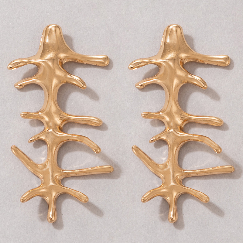 Personality Exaggerated Earrings Golden Coral Earrings Geometric Irregular Earrings display picture 5