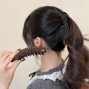 �ﶬ�͹��p�@�㽶�A�߼��о����Rβ�A�Q�A���X��Ů���B픰l�A�l��