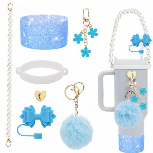 Accesorios de taza Stanley colgante de cuerda de mano flor de silicona gorra de paja de peluche colgante de taza cadena de taza de color cubierta de taza