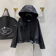 P23早秋新作ファッションクラシック三角バッグナイロンシリーズ立体ポケットトレンドフード付きウインドブレーカーコート
