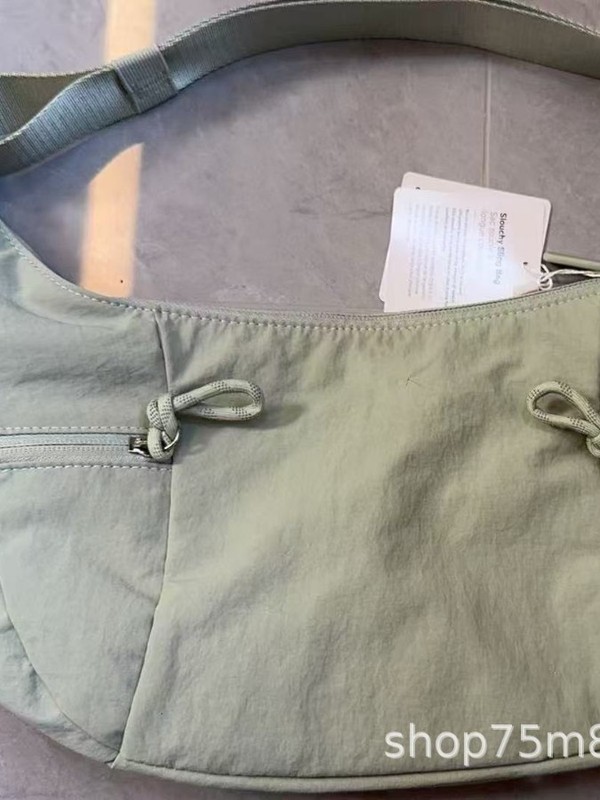 25 Lujia 新しいバッグ餃子バッグクロワッサンフィットネスヨガバッグシングルショルダークロスボディバッグ女性のポータブル脇の下バッグ|undefined