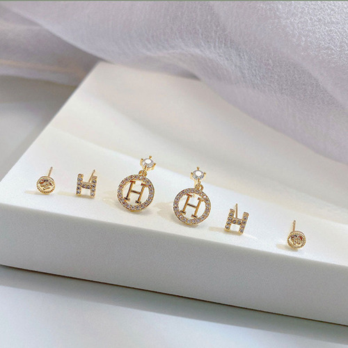 S925 silver needle Korean letter H three-piece set with personality, niche, light luxury, fashion and high-end design women's earrings