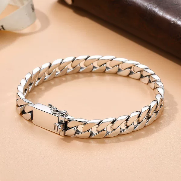 Cross-border high-quality, fashionable, and trendy Miami Cuban link chain men's metal bracelet, classic banquet jewelry wholesale