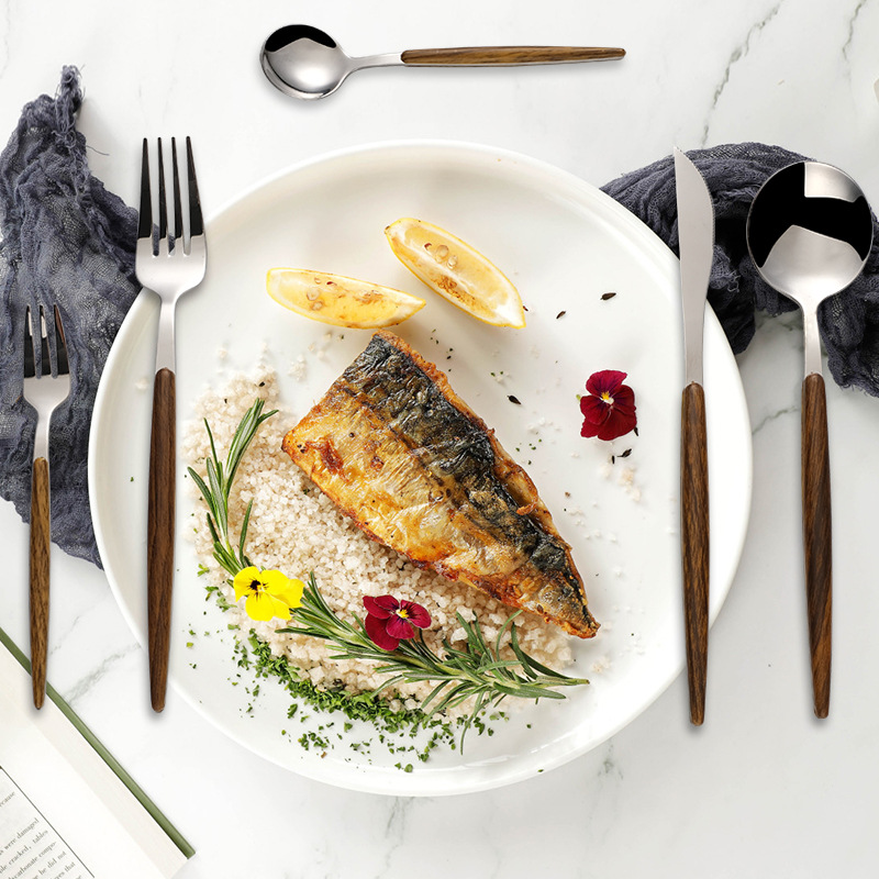 Stainless Steel Flatware Set With Wood Grain Handle 4 Piece_voghion.com