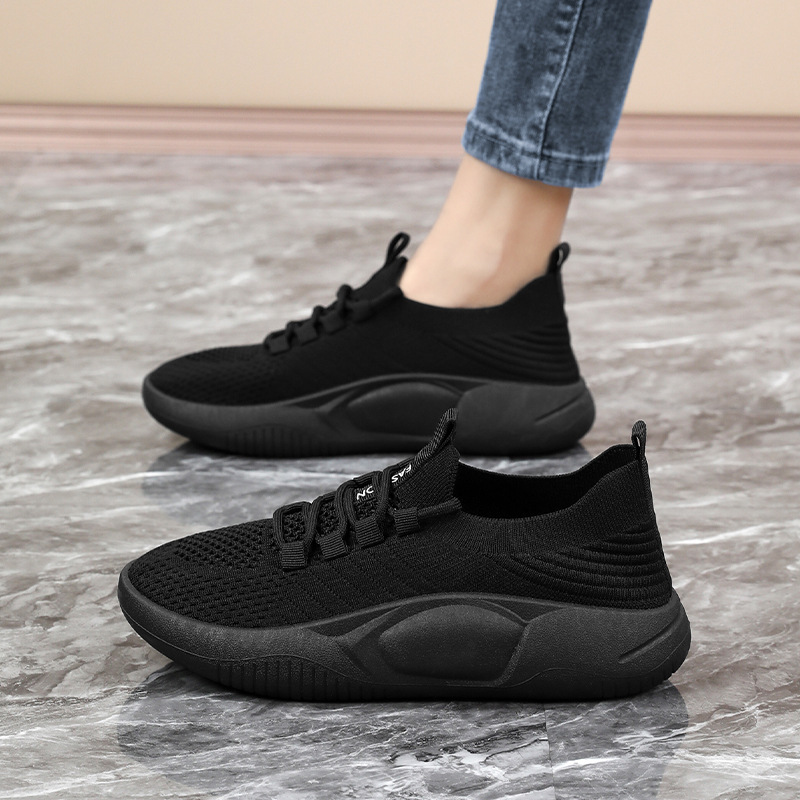 Breathable Women's Shoes 2026 New Spring Fly-Woven Mesh Shoes Summer Sports Shoes Soft Sole Non-Tiring Work Shoes