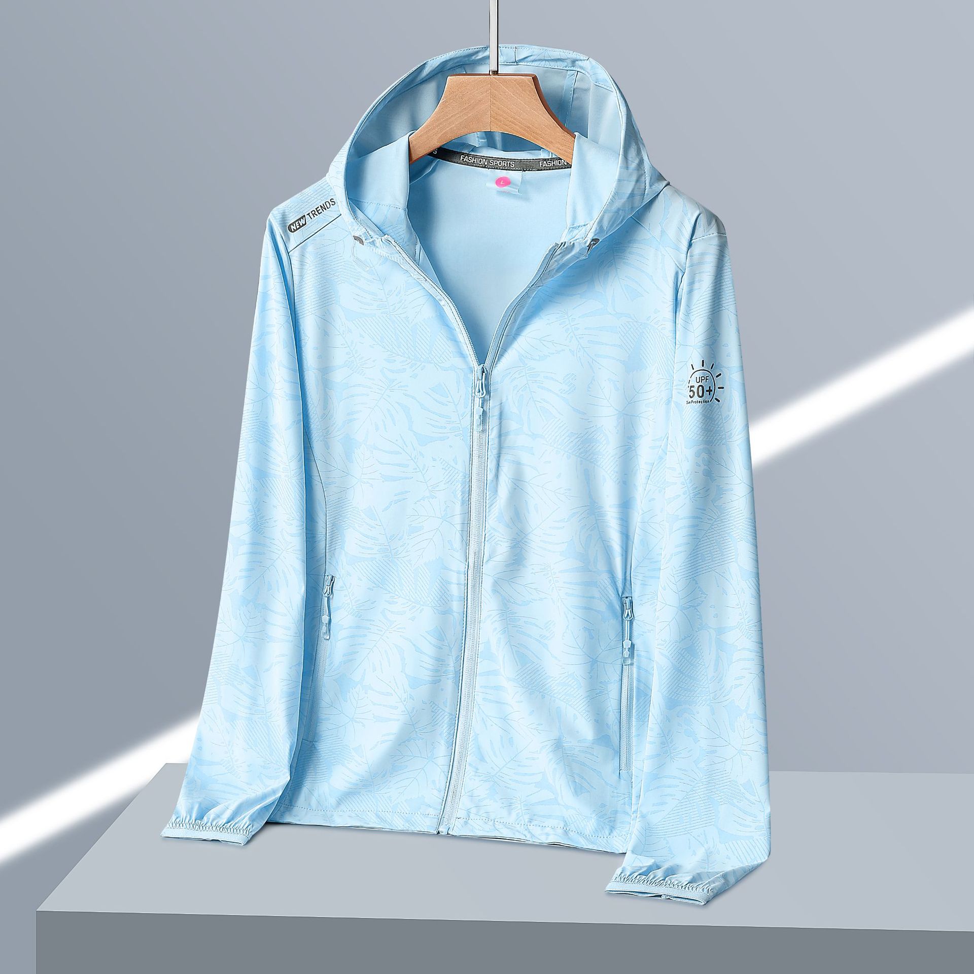 위장 빛 난초 여성 [1668]