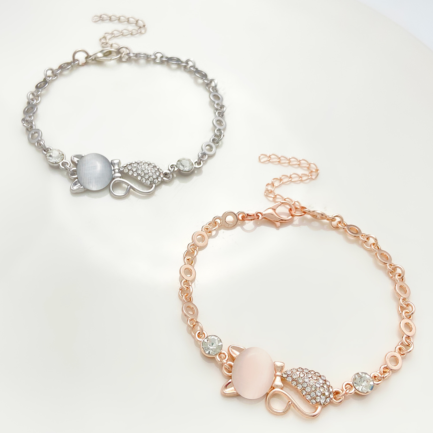 Diseño de moda transfronterizo exquisito ópalo pulsera de gato collar aretes accesorios de vestir accesorios de tres piezas al por mayor