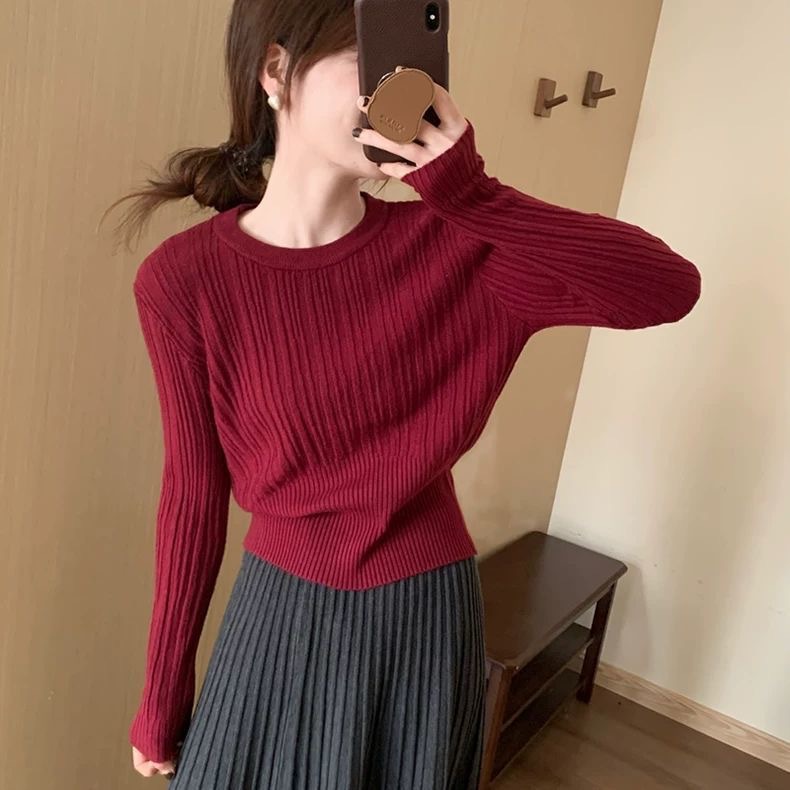 オート麦の色は身を修めてやせているメリヤスの底のシャツを現します。