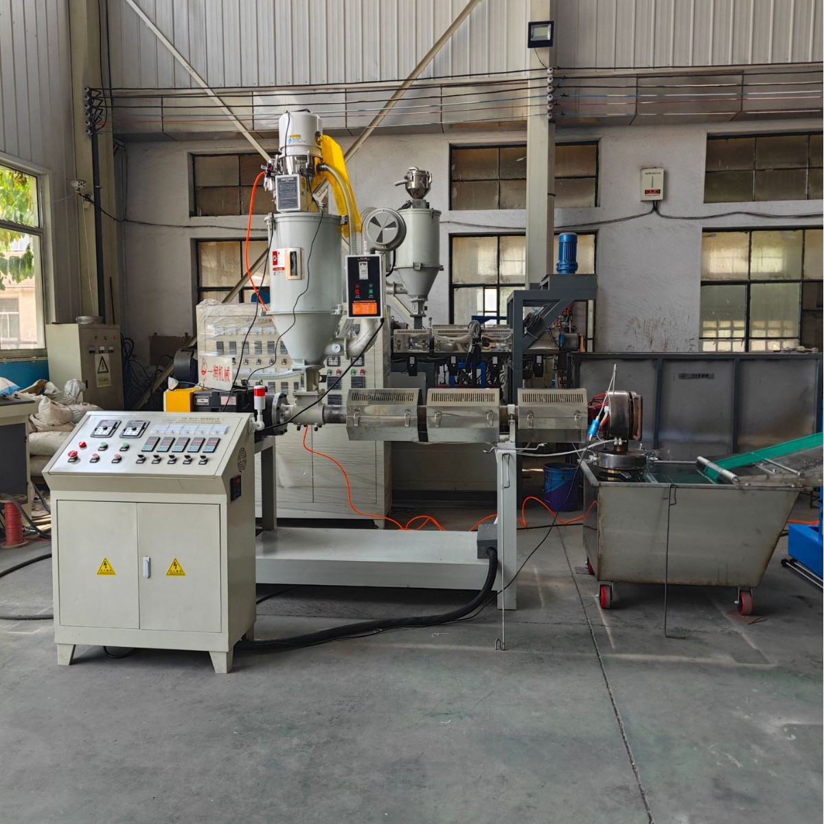 圆丝拉丝机  PPPE尼龙圆丝广线拉丝机器