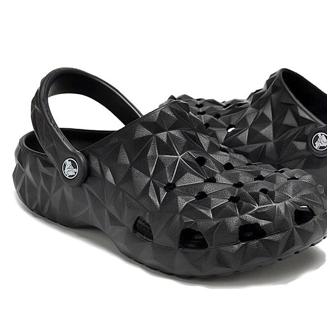 Crocs Cloud Thick-Soled Cross Clogs for Women, Comfortable, Height-Increasing, Non-Slip, Fashionable Unisex Sandals, Crocs