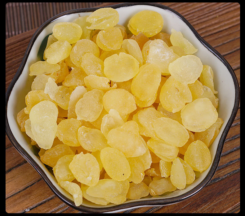 Zao Jiao Mi (Gleditsia sinensis Seed Kernels) — Dried Snow Lotus Seed & Peach Gum Soup Herb, 500g in use
