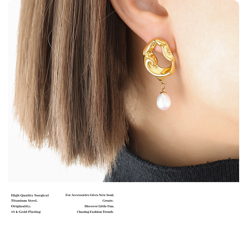 Französische Retro-Licht-Luxus-vergoldete hohle Lava-unregelmäßige Ohrringe für Damen mit Süßwasserperlen-Anhänger, übertriebene Ohrringe_voghion.com