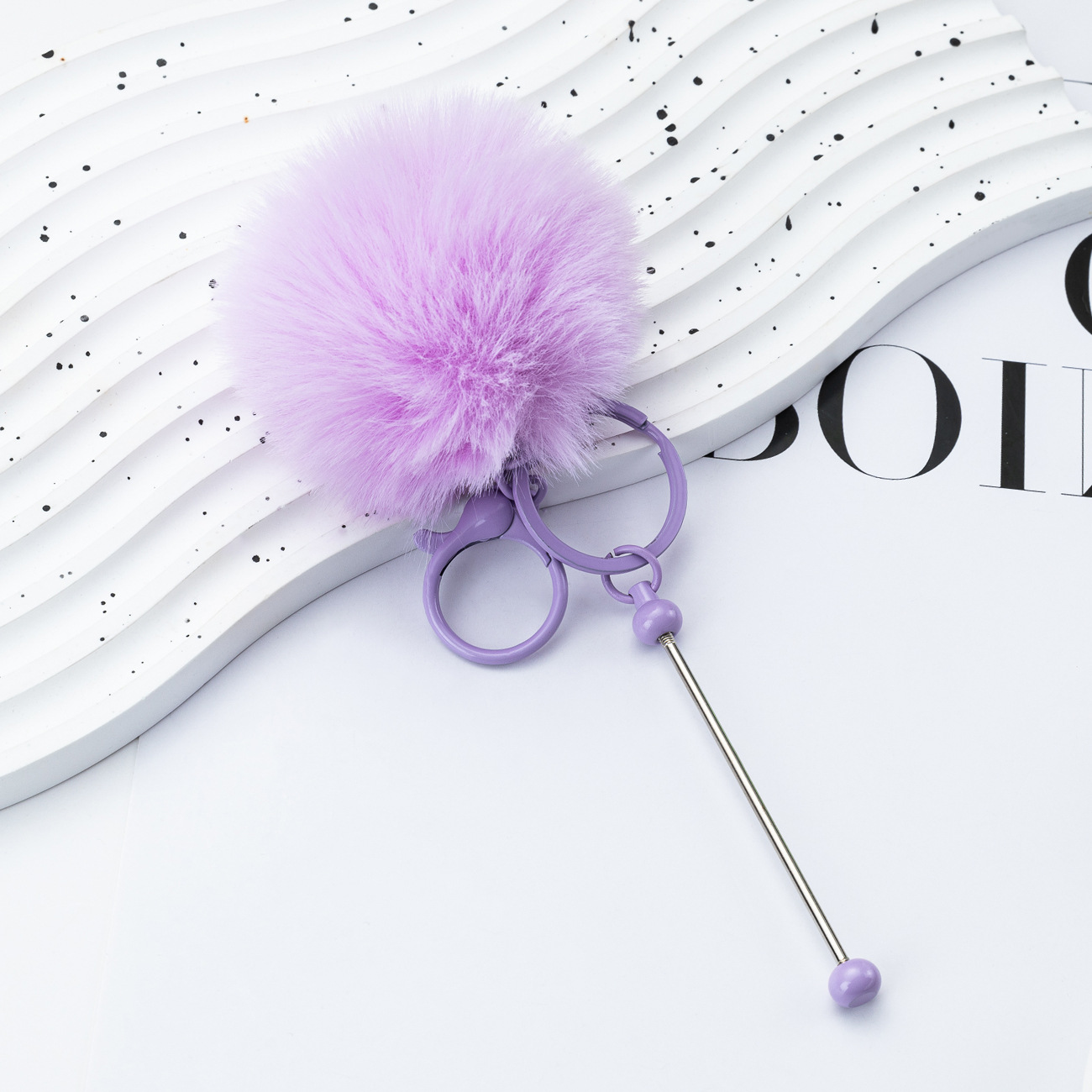 Nuevo DIY cuentas bollas de peluche llavero de peluche llavero colgante colgante llavero peludo corazón de niña