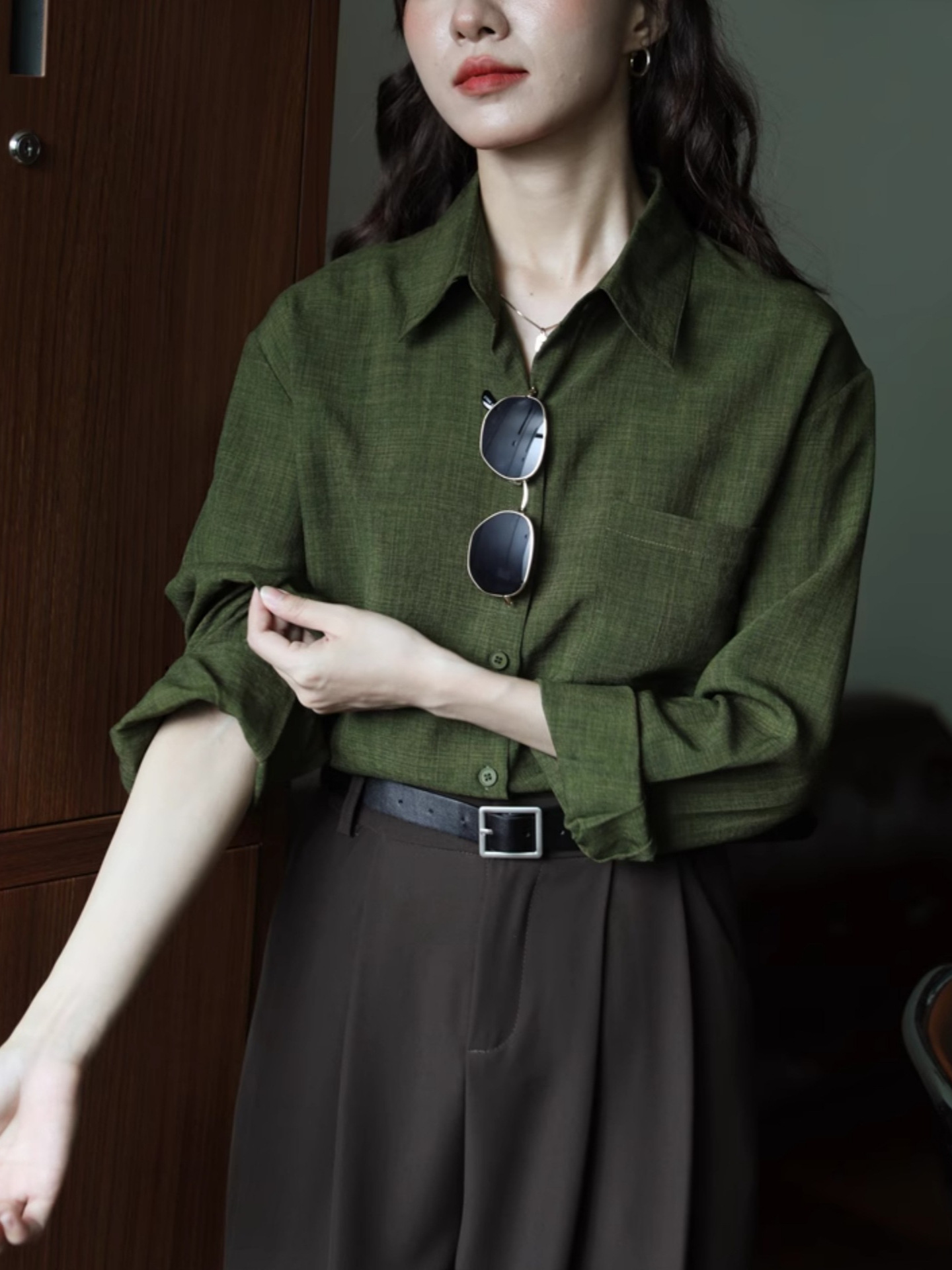 Green design retro long-sleeve