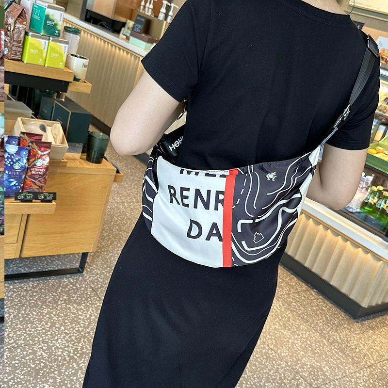 National Fashion Designer Oxford Cloth Crescent Bag Waterproof Chest Bag Women's Bag Personal Fashion Backpack Trendy Brand Crossbody Bag