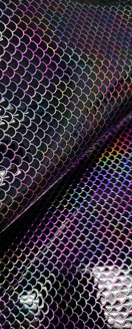 镜面鱼纹彩色烫金皮革压花pu超纤布料等压纹厂家直销量大从优