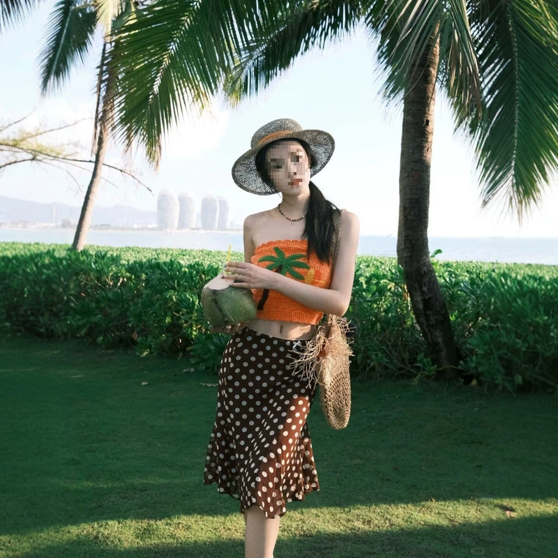 Island Resort Style Printed Knitted Tube Top Summer New Women's Waist-Slimming Polka Dot Skirt Set