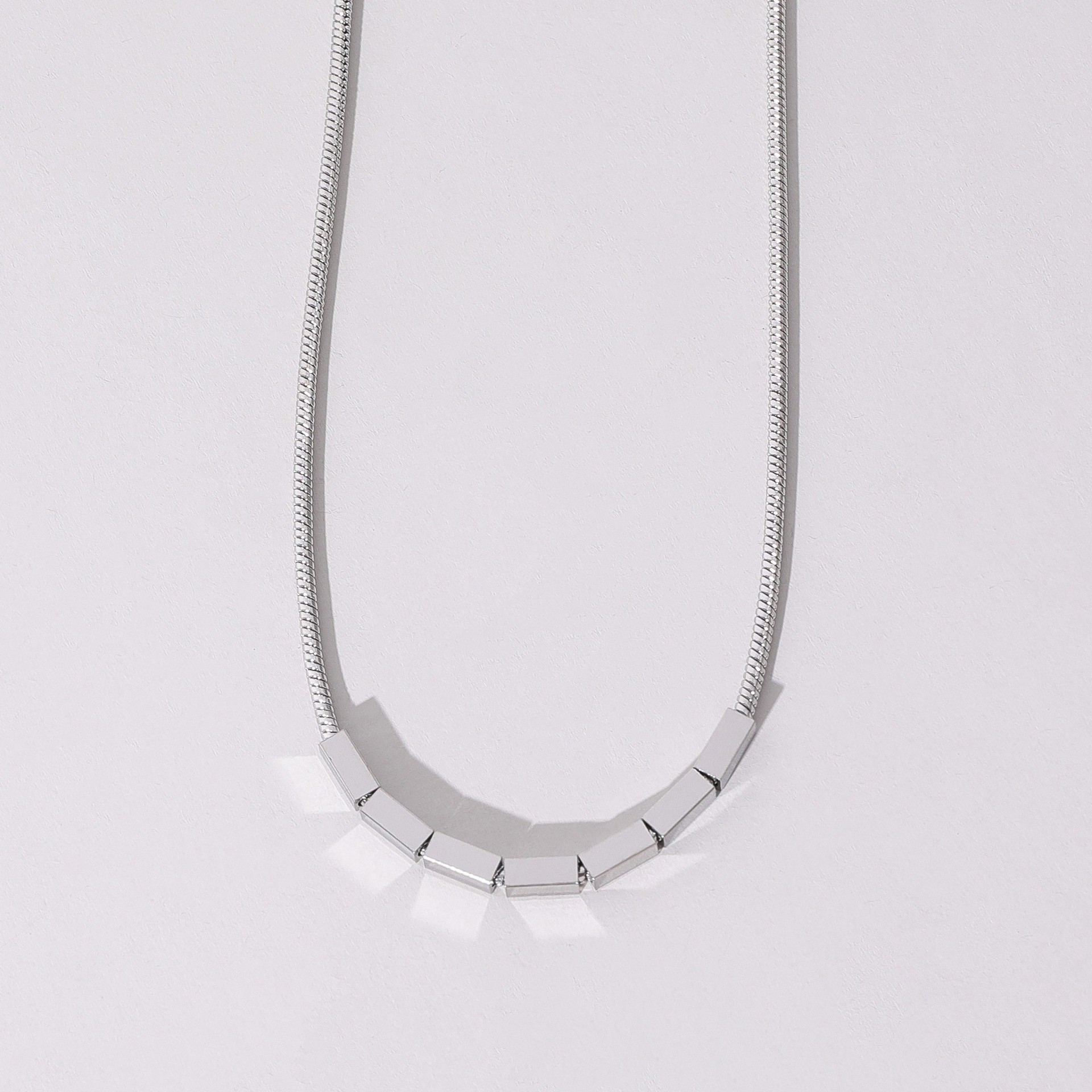 Rectangular necklace with minimalist hip-hop rap trendsetter fitness Instagram versatile titanium steel lock bone chain_voghion.com