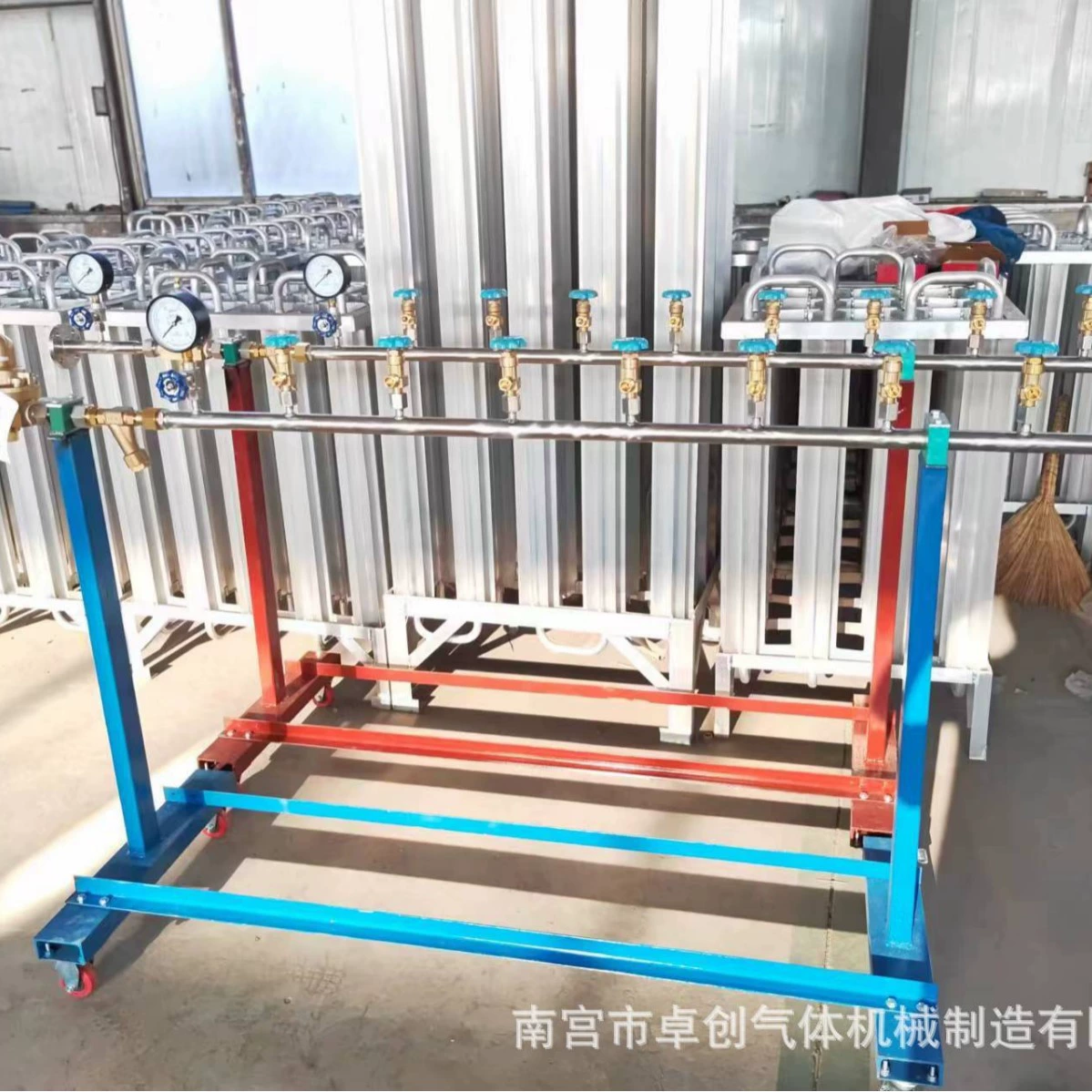 Газовый коллектор, автоматический распределительный шкаф для газовых баллонов, автоматический распределительный шкаф для медицинского кислорода, централизованная подача газа
