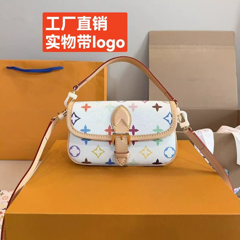 Cross-Border Exclusive Supply of 2025 New Takashi Murakami Collaboration White Three-Color Women's Mini Baguette Bag Nano Pillow Bag Wholesale