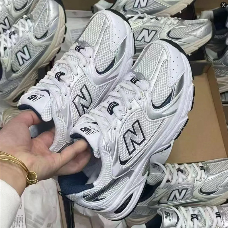 High-Quality Nb530 Silver-Gray Retro Thick-Soled Breathable Dad Sneakers for Men and Women, Shipped from Putian High-Quality Nb530 Silver-Gray Retro Thick-Soled Breathable Dad Sneakers for Men and Women, Shipped from Putian