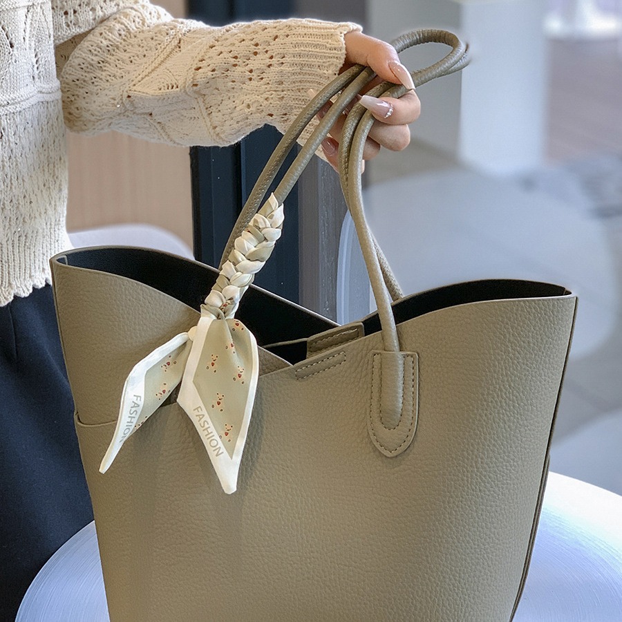 Large-capacity Bag for Women 2024 New Niche High-end Bucket Bag Mother-in-law Bag Versatile Cross-border Shoulder Crossbody Bag