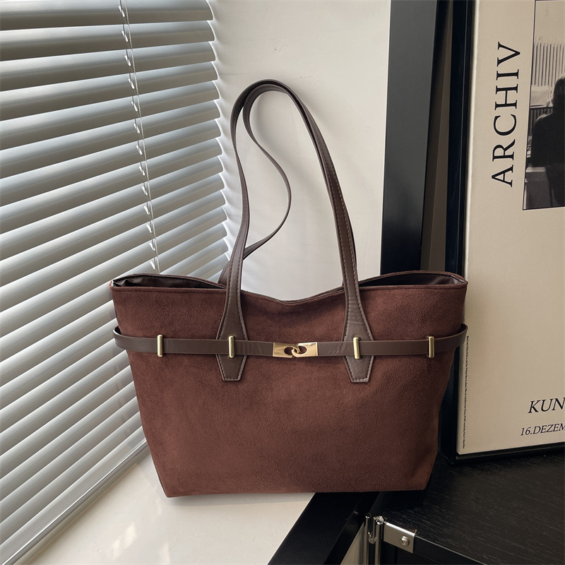 Trend Retro Büyük Kapasiteli Tote Çanta Kadın Trend Leopar Desenli Şık Kişisel Rahat Çok Amaçlı Niş Tek Omuz Çantası