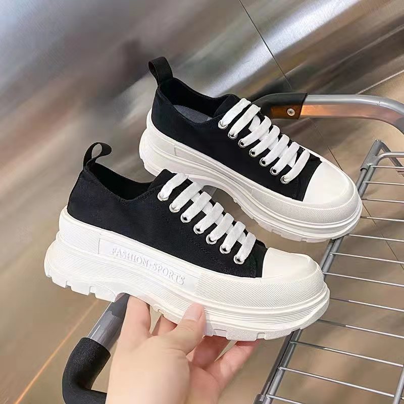 Gleiche Leinwand Schuhe Weibliche 2023 Student Vielseitige Low Top Board Schuhe Casual Schuhe Dicke Sohle Erhöhte Sport Schuhe_voghion.com