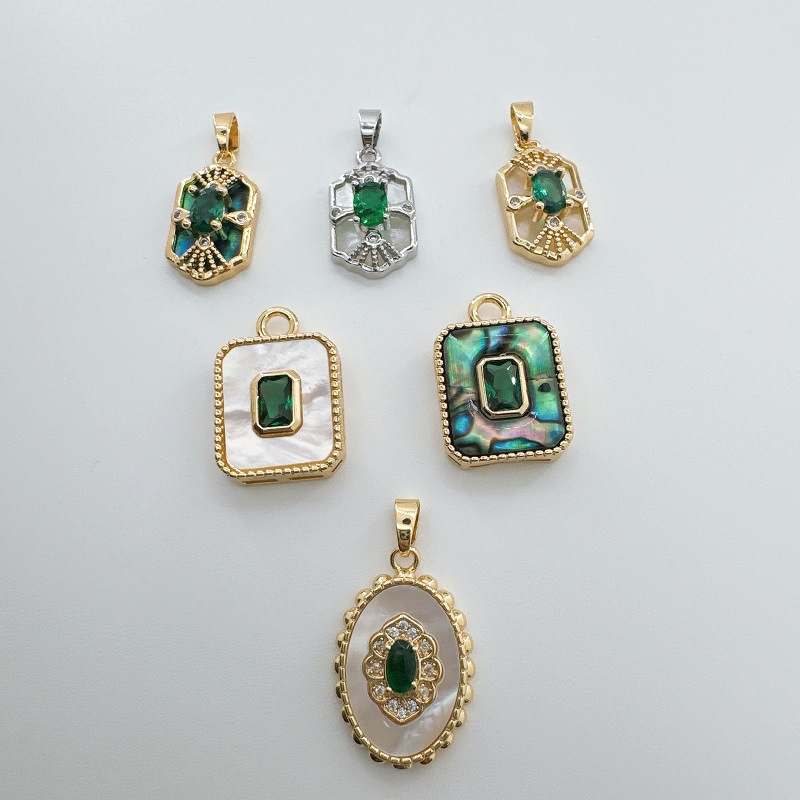 1 Piece 25mm Copper Shell Zircon 18K Gold Plated Geometric Pendant display picture 2