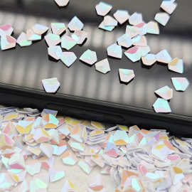 新品 3D立体钻石珠片菱形三角亮片指甲贴片DIY饰品配件 厂家直营