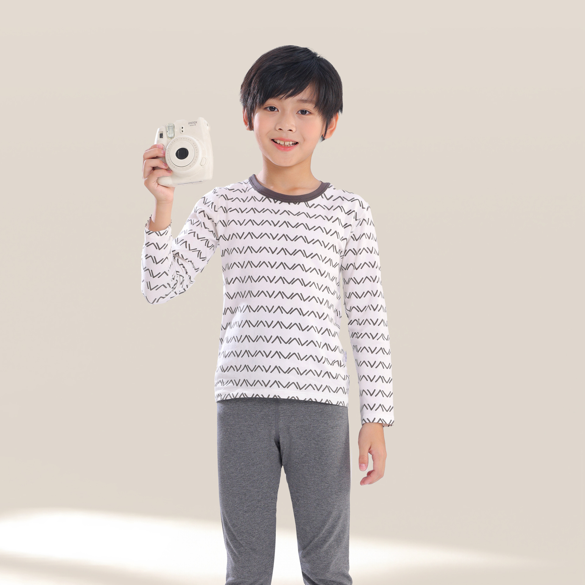 25 otoño y invierno nuevos niños chaqueta de otoño pantalones set Laica delgada ropa interior para niños niñas sin hueso ropa interior set