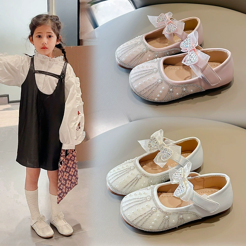 Детские туфли-балетки «Кристальная принцесса» 2025: новая коллекция весна-лето, с жемчугом, стразами и бантом, для выступлений, из неглубокой кожи