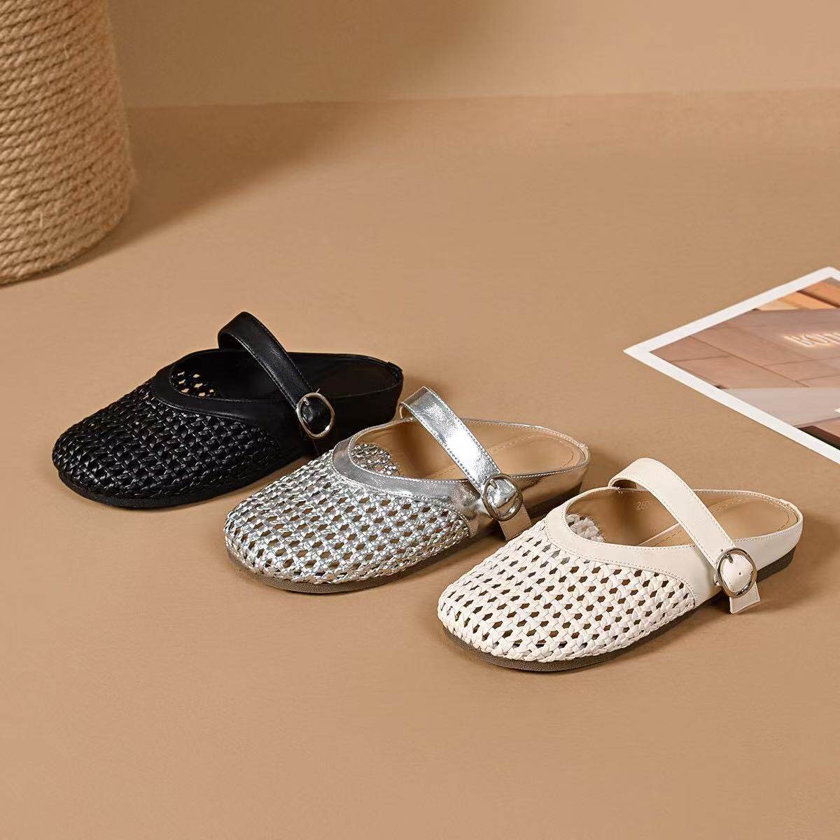Dép sandal nữ da thật mũi kín đế bệt, quai chữ V đơn giản, mềm chống trượt — màu đen chi tiết 9