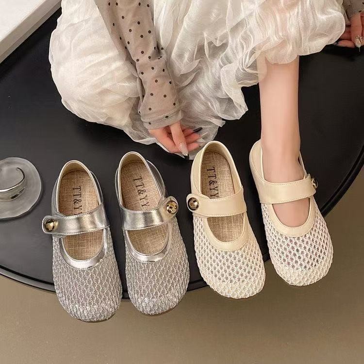 2026 verano nuevo interior de altura superficial Boccan cabeza redonda con base plana velcro antideslizante zapatos de moda de mujer