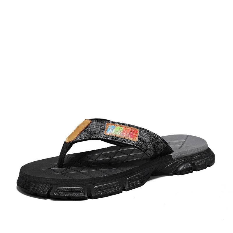 2025 verano nuevo estilo de los hombres chanclas zapatos de playa con clip exterior tendencia casual antideslizante moda sandalias y zapatillas hombres