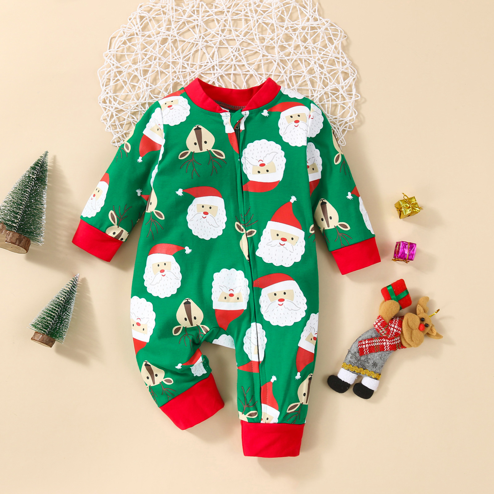 Christmas Fashion Santa Claus Printing Cotton Blend Baby Rompers display picture 1