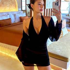 泳装夏季赫本风挂脖连衣裙女紧身褶皱包臀短裙潮泳衣挂脖肉网裙