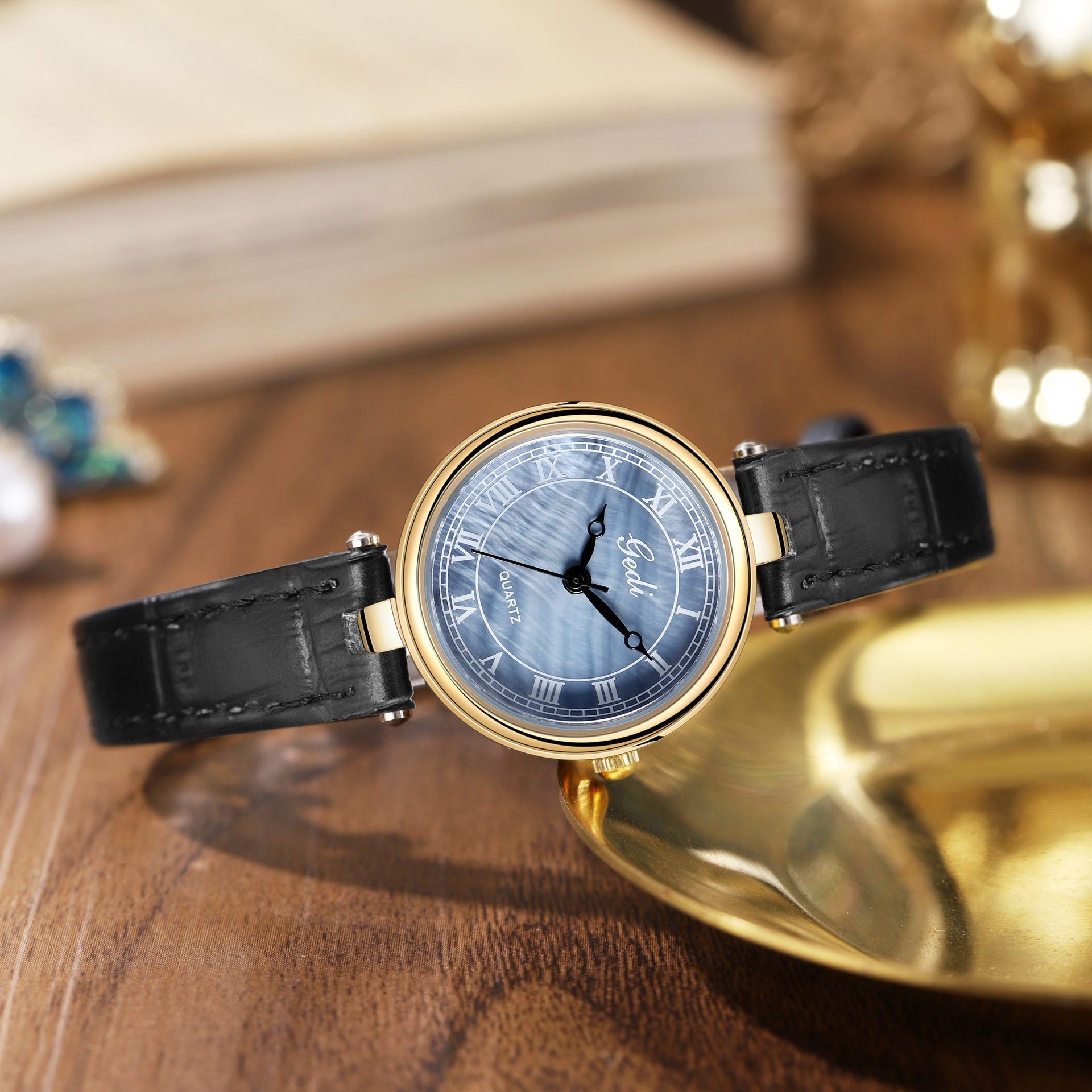 GEDI New Fashion Belt Compact Damenuhr Römische Ziffern Perlmutt-Zifferblatt Neue Armbanduhr_voghion.com