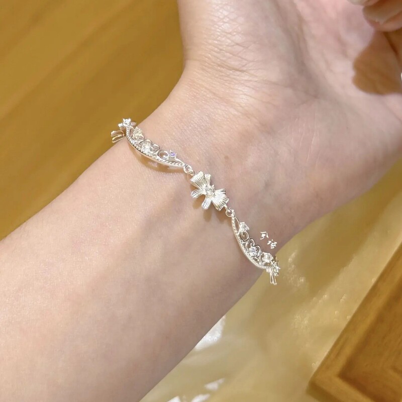 New Lace Pattern Bow Knot New Chinese Style Bracelet for Women with Sparkling Diamonds, Plated with 925 Silver, Versatile and Elegant, Fresh Jewelry Wholesale