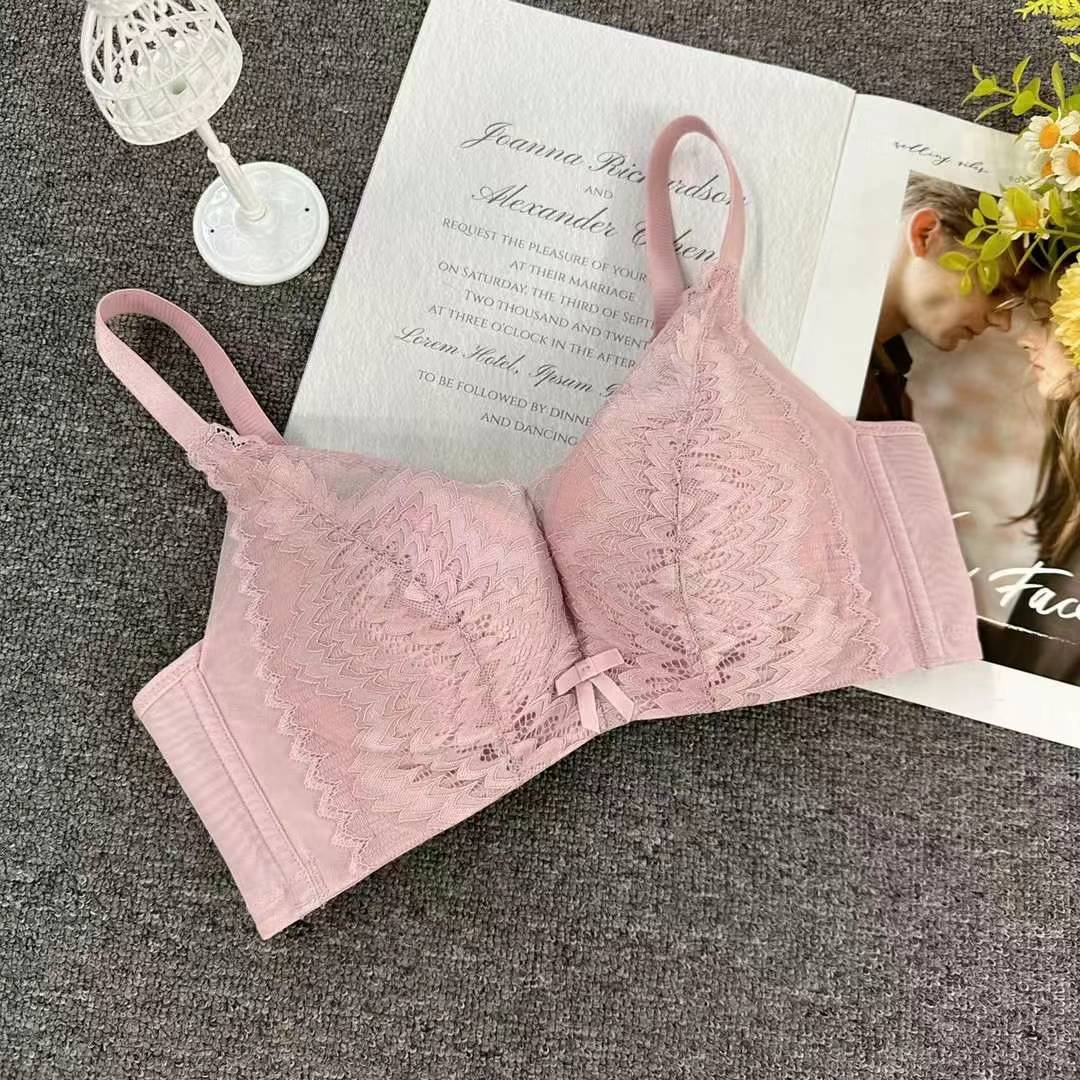 Nuevo sujetador de alta calidad de moda de encaje jacquard transpirable y cómodo ajustable anti-caída reunido tres filas de ropa interior de botón